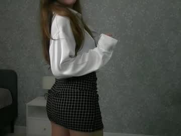 Sara_Whooops Chaturbate stream image from October 04, 2025