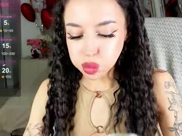 Alexa___Hill Chaturbate stream image from October 04, 2025