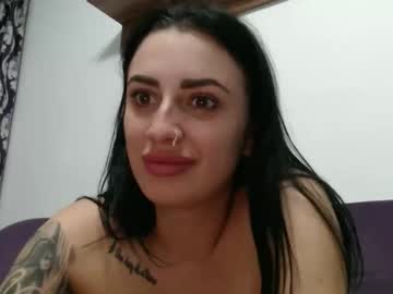 Chloe_Dave Chaturbate stream image from October 04, 2025