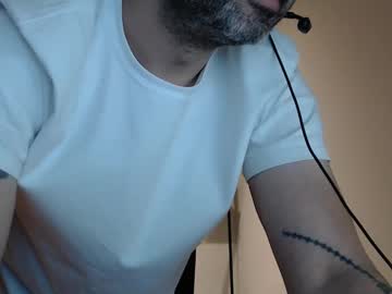 Henriquealm Chaturbate stream image from October 04, 2025