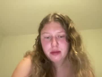 Blondiebaddi Chaturbate stream image from October 05, 2025