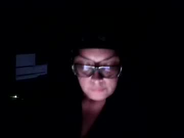 Pamelonaa Chaturbate stream image from October 05, 2025