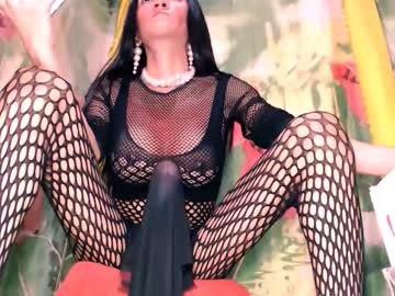 Boucinghugehardcock Chaturbate stream image from October 05, 2025