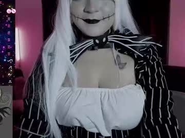 Cutesarah_10 Chaturbate stream image from October 05, 2025