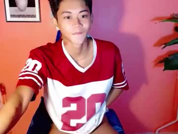Leemoreno18 Chaturbate stream image from October 05, 2025