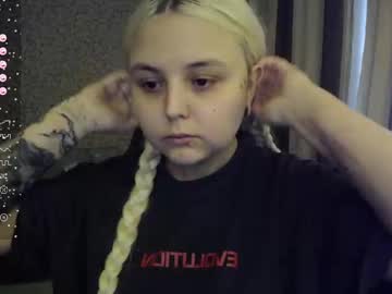 Tellmewhattoshallow Chaturbate stream image from October 05, 2025