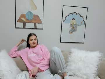 Lil_Honey_Bunny Chaturbate stream image from October 05, 2025