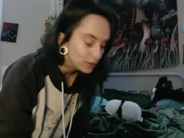 Glitterspace Chaturbate stream image from October 05, 2025