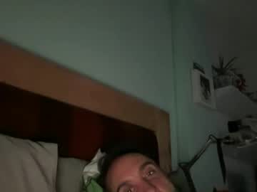 Gilber10101 Chaturbate stream image from October 05, 2025