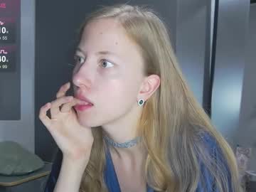 Yuki_Bloom Chaturbate stream image from October 05, 2025
