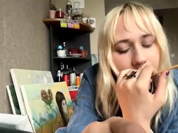 Clementinehollner Chaturbate stream image from October 05, 2025