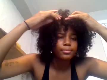 Joyiamclaren Chaturbate stream image from October 05, 2025