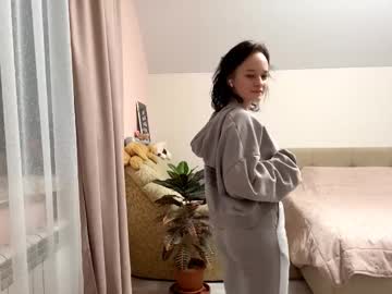 Suzettebayouth Chaturbate stream image from October 05, 2025