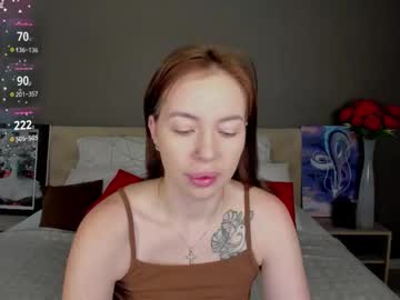 Lirawyn Chaturbate stream image from October 05, 2025