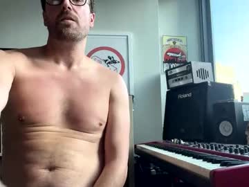 Mustacheridesforall Chaturbate stream image from October 05, 2025