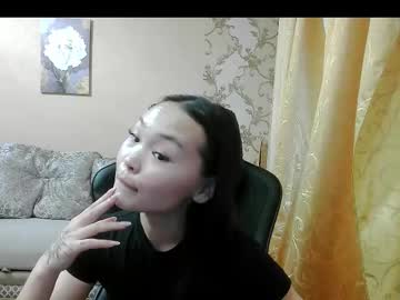 Ckyvina Chaturbate stream image from October 06, 2025