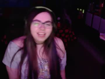 Kittyysmiles Chaturbate stream image from October 06, 2025