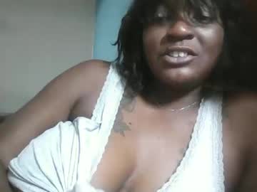 Queenmarcaia Chaturbate stream image from October 06, 2025
