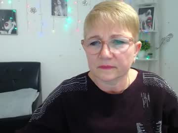 Lunarossa615416 Chaturbate stream image from October 06, 2025