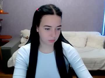 Nicole__Grand Chaturbate stream image from October 06, 2025