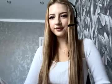 Kendastuckmeyer Chaturbate stream image from October 06, 2025