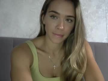 Nelly_Fortu Chaturbate stream image from October 06, 2025