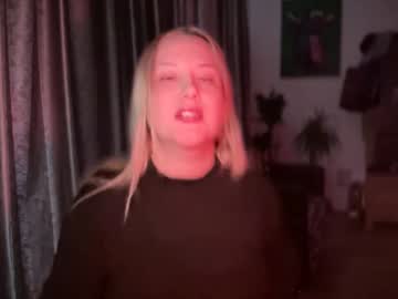 Hellyriddle Chaturbate stream image from October 06, 2025