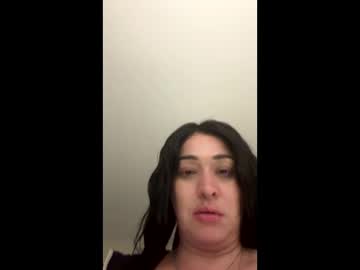 Kiannaluv Chaturbate stream image from October 06, 2025