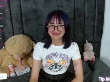 Littlee__Bunny Chaturbate stream image from October 06, 2025