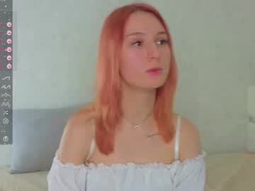Lunatemptres Chaturbate stream image from October 06, 2025