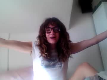 Magicalmissmolly Chaturbate stream image from October 06, 2025