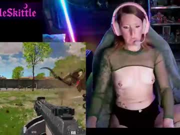 Paleskittle Chaturbate stream image from October 07, 2025