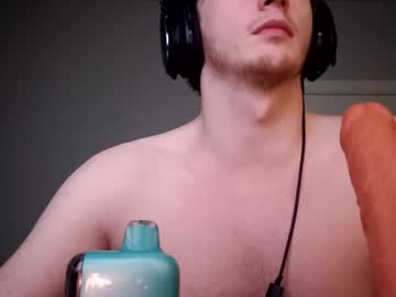 Wokimesocket Chaturbate stream image from October 07, 2025
