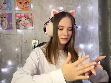 Emelinekinloch Chaturbate stream image from October 07, 2025