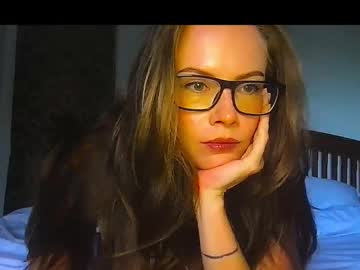 Adrianaalan Chaturbate stream image from October 07, 2025