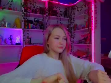 Holy_Rumi Chaturbate stream image from October 07, 2025