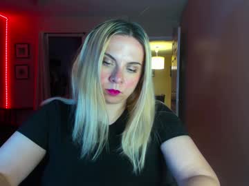 Winter_Miracle Chaturbate stream image from October 07, 2025