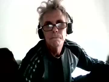 Llinklink2 Chaturbate stream image from October 07, 2025