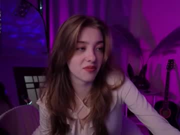 Astramist Chaturbate stream image from October 07, 2025