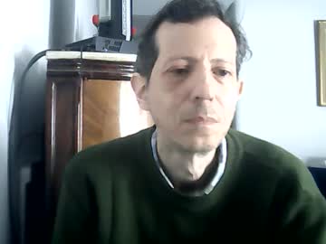 Lucianoaxel Chaturbate stream image from October 07, 2025