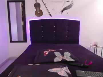 Thalia_Joness Chaturbate stream image from October 07, 2025