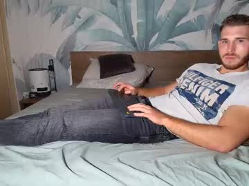 Hunterbridges Chaturbate stream image from October 07, 2025