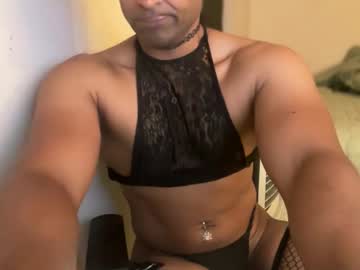 Kinkyslutdee Chaturbate stream image from October 07, 2025
