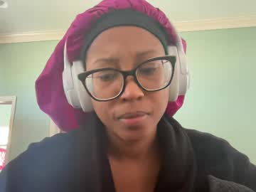 Lunchboxgirl Chaturbate stream image from October 07, 2025