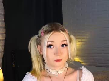 Twinklefluff Chaturbate stream image from October 07, 2025