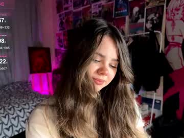 Bestie_Me Chaturbate stream image from October 07, 2025