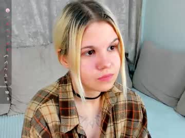 Petalwings Chaturbate stream image from October 07, 2025