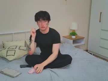 Yosh1k Chaturbate stream image from October 07, 2025