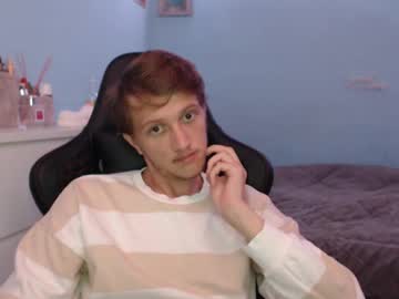 Blondmusie Chaturbate stream image from October 07, 2025