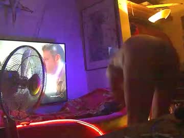 Foxxxy_71 Chaturbate stream image from October 07, 2025